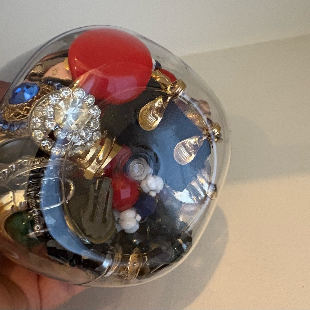 Mystery Wearable Vintage Clip On Earrings Plastic Mason Jar - Picture 5 of 5